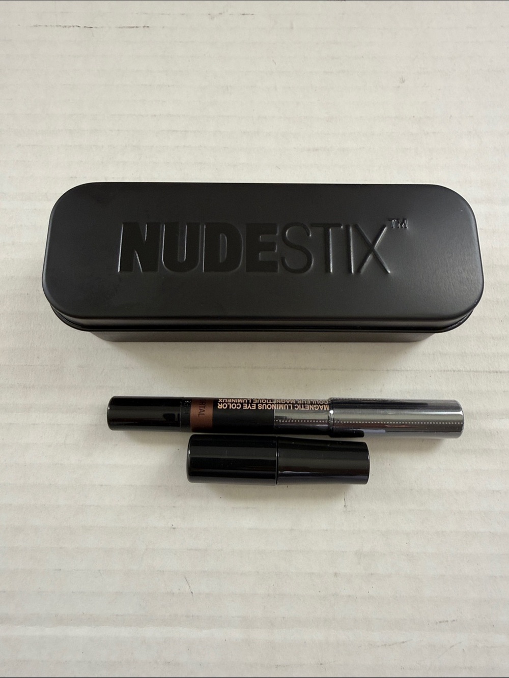 NUDESTIX Magnetic Eye Color Cream Waterproof Eye Shadow Pencil